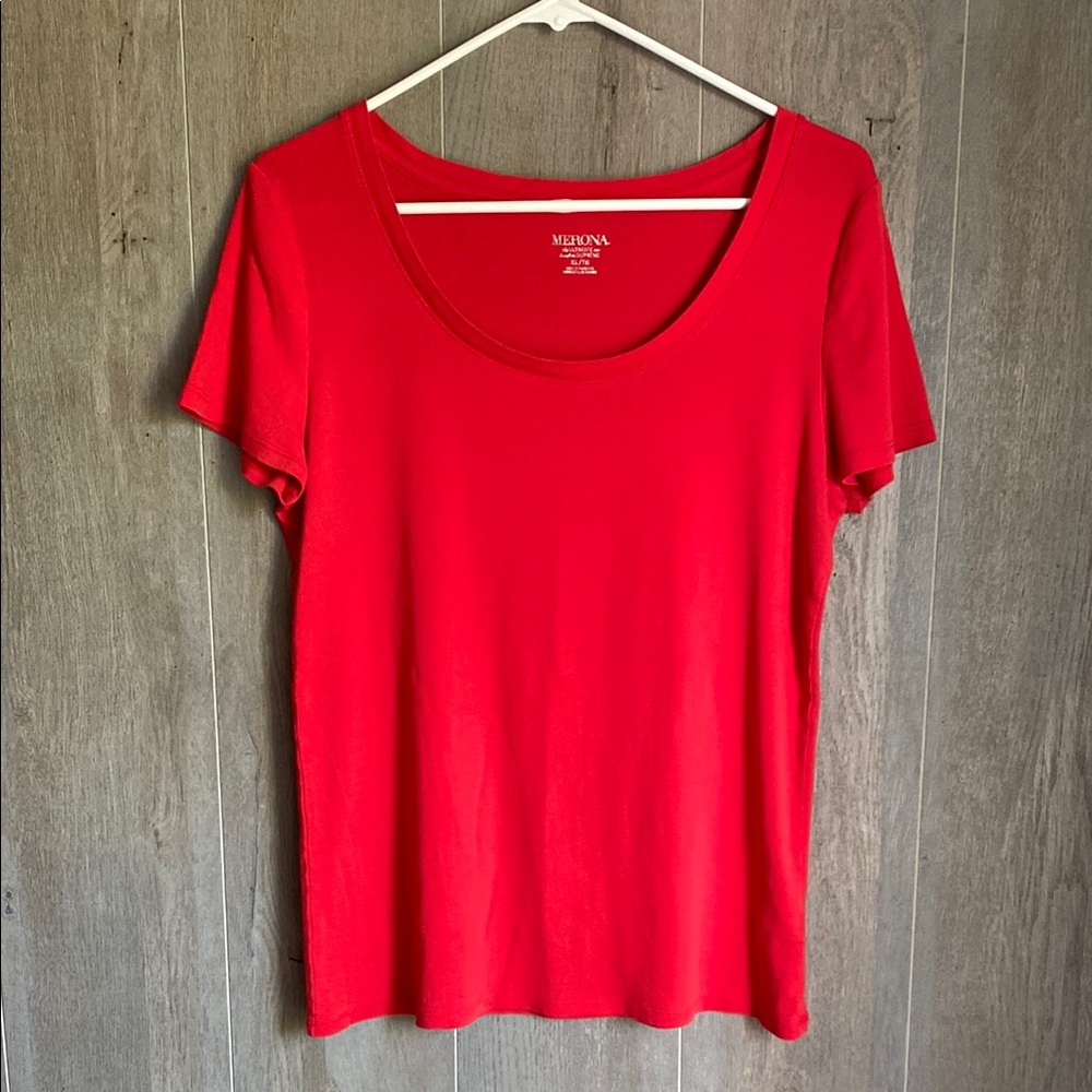 Ladies Red Scoop Neck Short Sleeve T Shirt XL